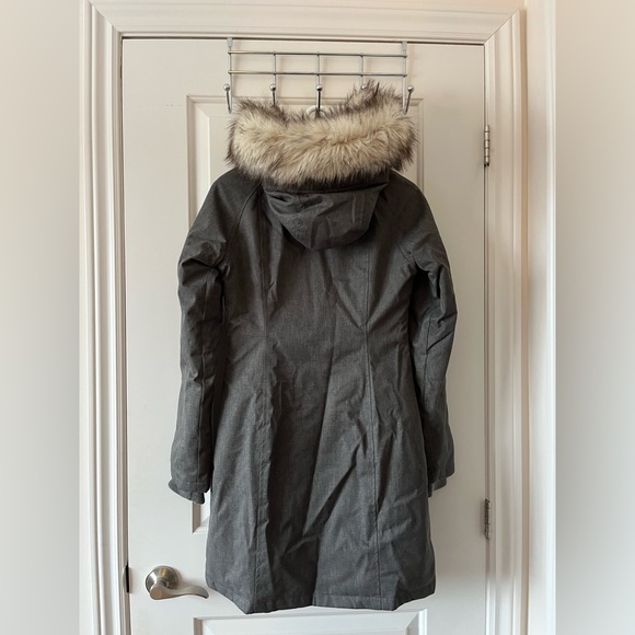 Grey Aritzia Summit Parka - Picture 2 of 4